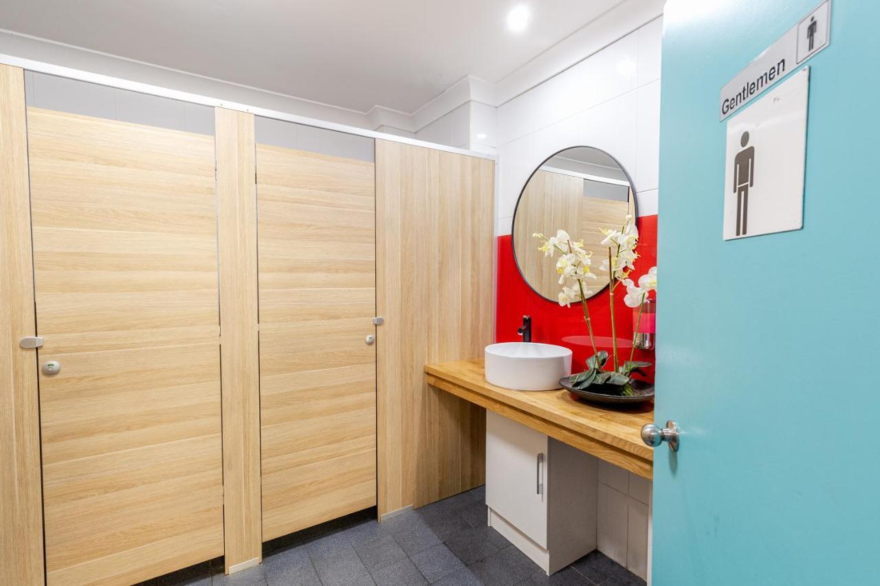 Mad Monkey Hostel Coogee Beach Randwick Eksteriør billede